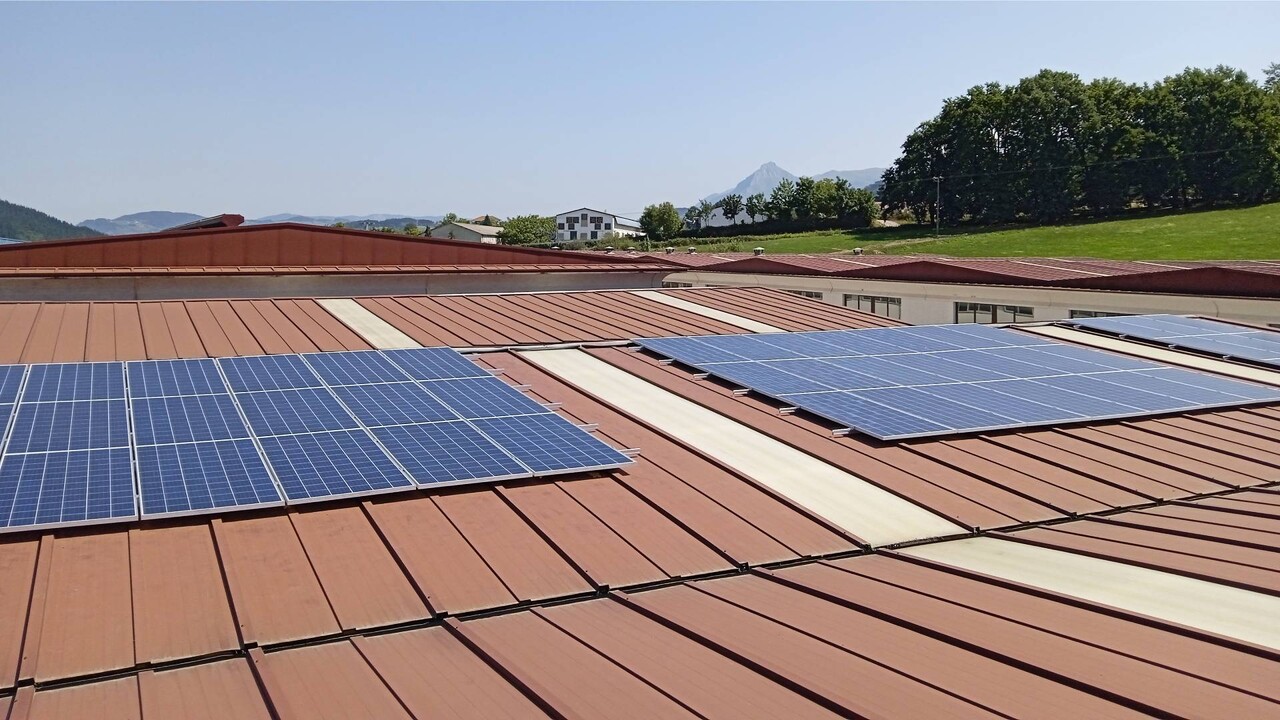 papeleria usurbe instalacion paneles solares 2